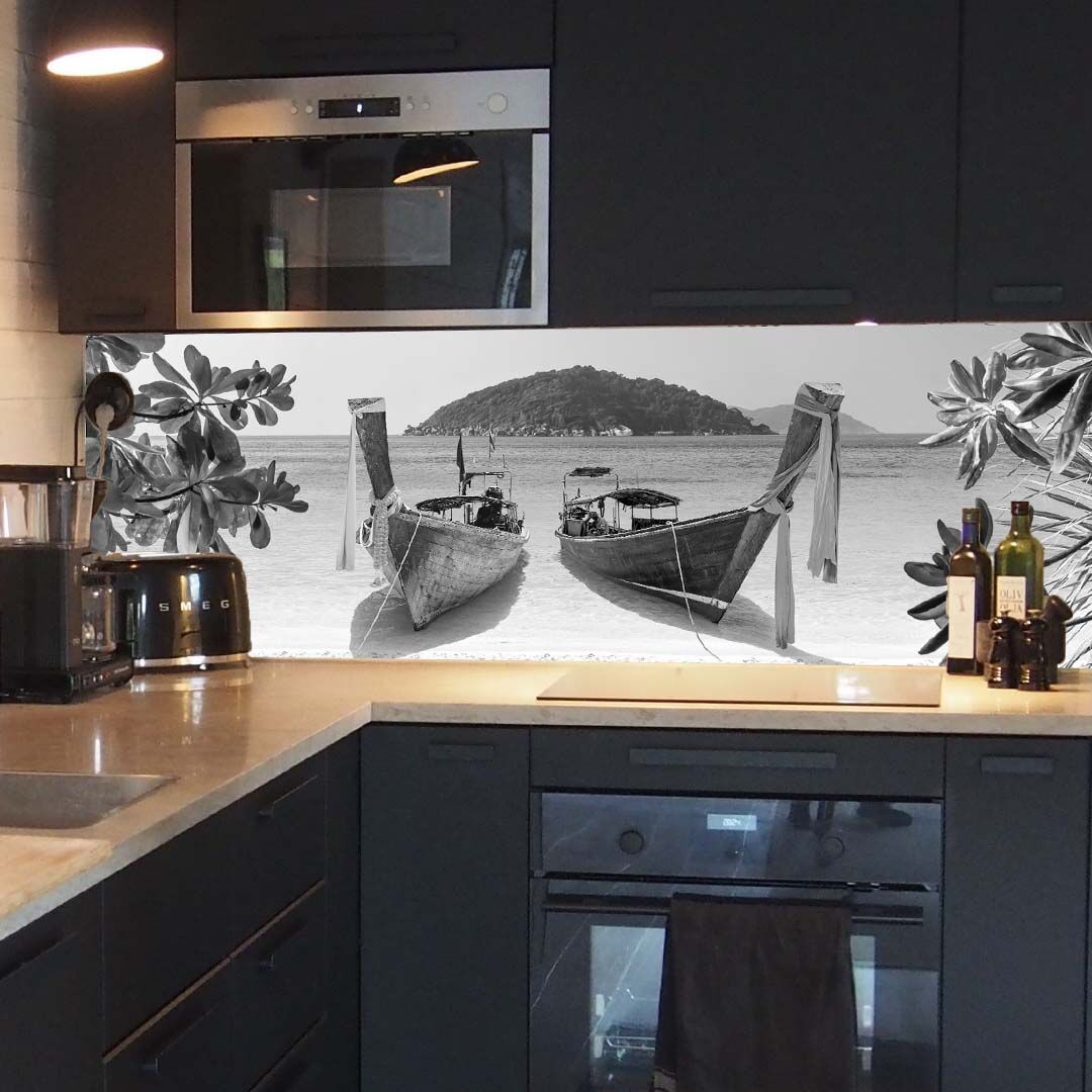 Kunstinjekeuken_keukenachterwand_spatscherm_Thaise longtailboten