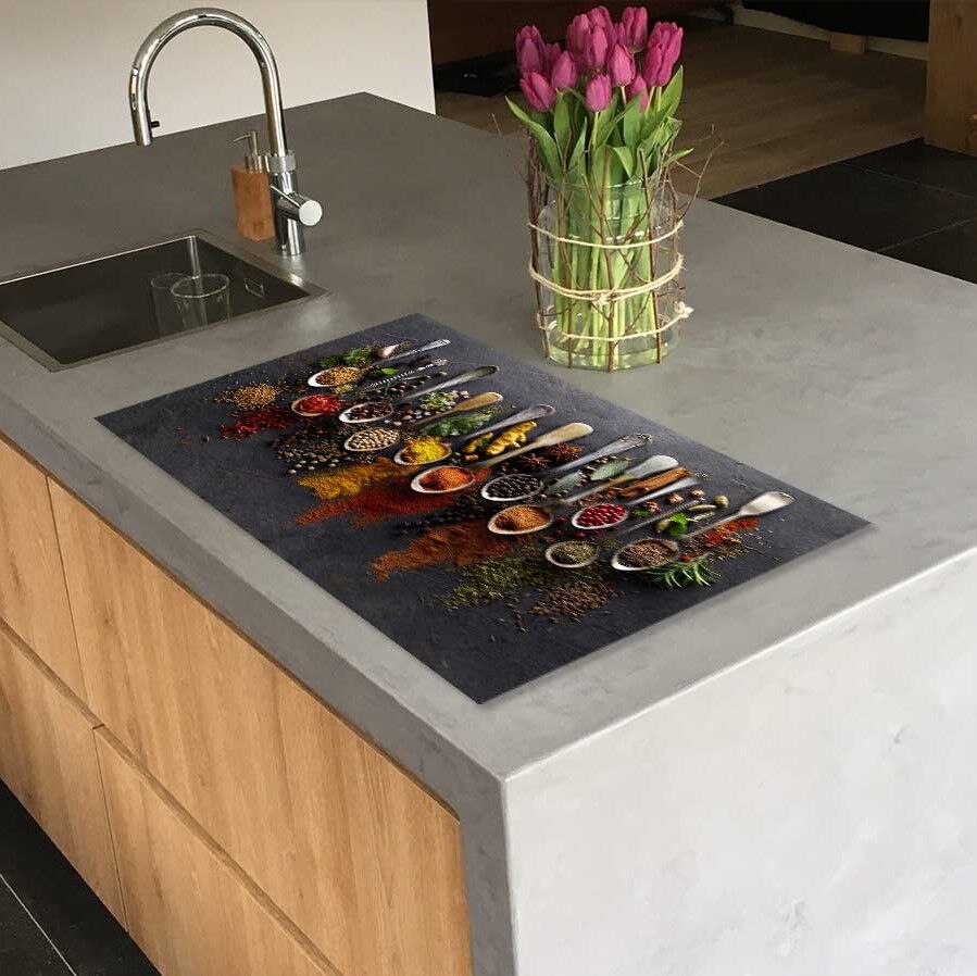 inductiebeschermer_met_Lepels_op_leisteen